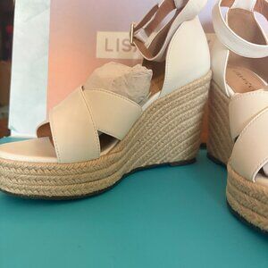 NIB Lisa Vicky Gemi-V White Sheep Nappa Wedge Heal Shoes Size 7M